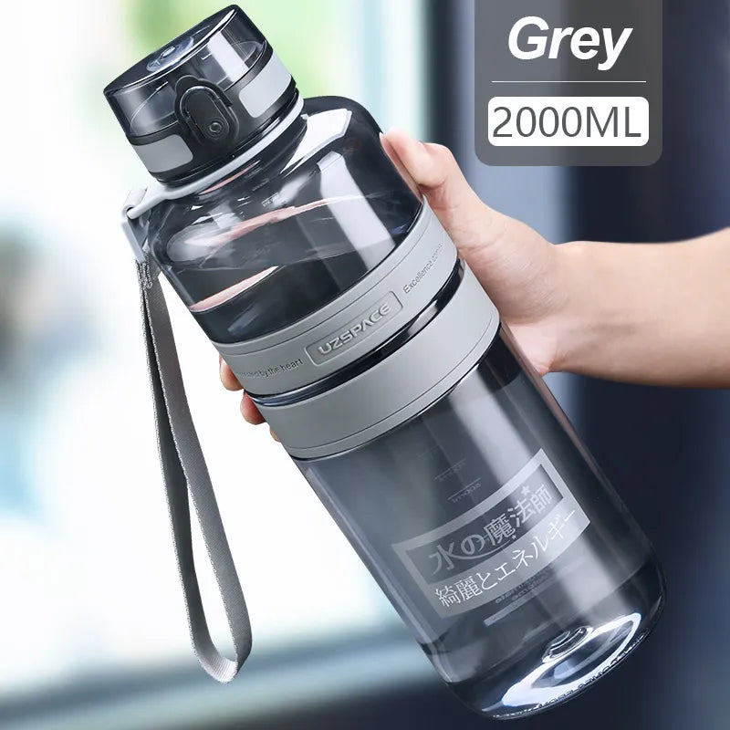 Garrafa de Água UZSPACE Esportiva Fitness, 1L / 1,5L, 2L // Grande Capacidade // Plástico Ecológico, Portátil, Á Prova de Vazamento // Você Sempre Hidratado(a)!!!