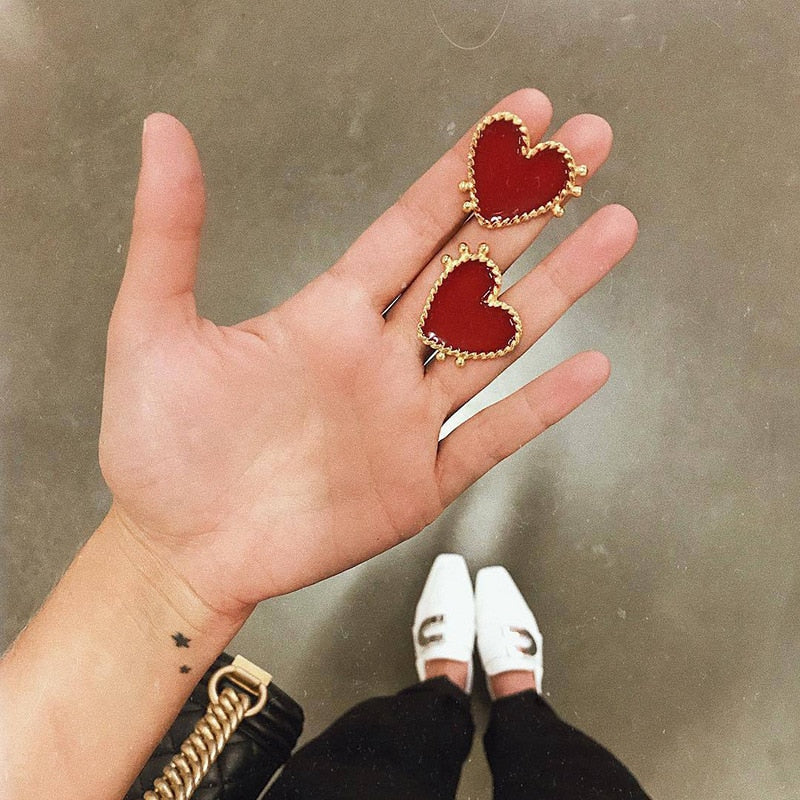 Brinco de Coração Vermelho Novo Design // Feminino Metal Cor Dourada // Olho / Coração / Lábios // Brincos para Presente de Casamento/Noivado. Lindíssimas Jóias. Escolha já a sua!!!
