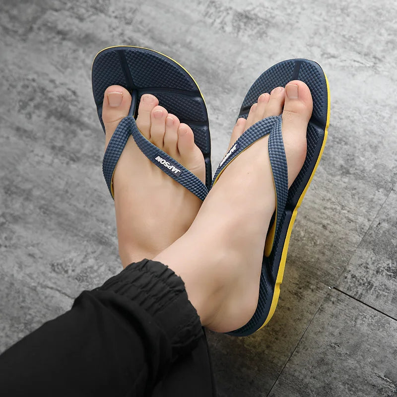 Chinelos OEIN de Massagem Masculino Flip Flops Moda // Tamanho Grande 39-48 // Casual Slides Masculino Anti Deslizamento // Chinelos de Praia