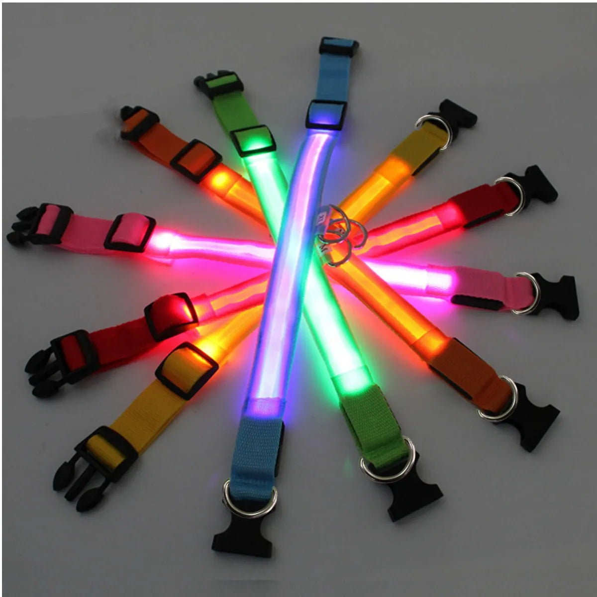 Led Brilhante p/ Cães de Estimação // Coleira COOYOMOO Ajustável Piscando // Coleira Luminosa Recarregável // Uso Noturno Anti-Perda // Luz do Cão