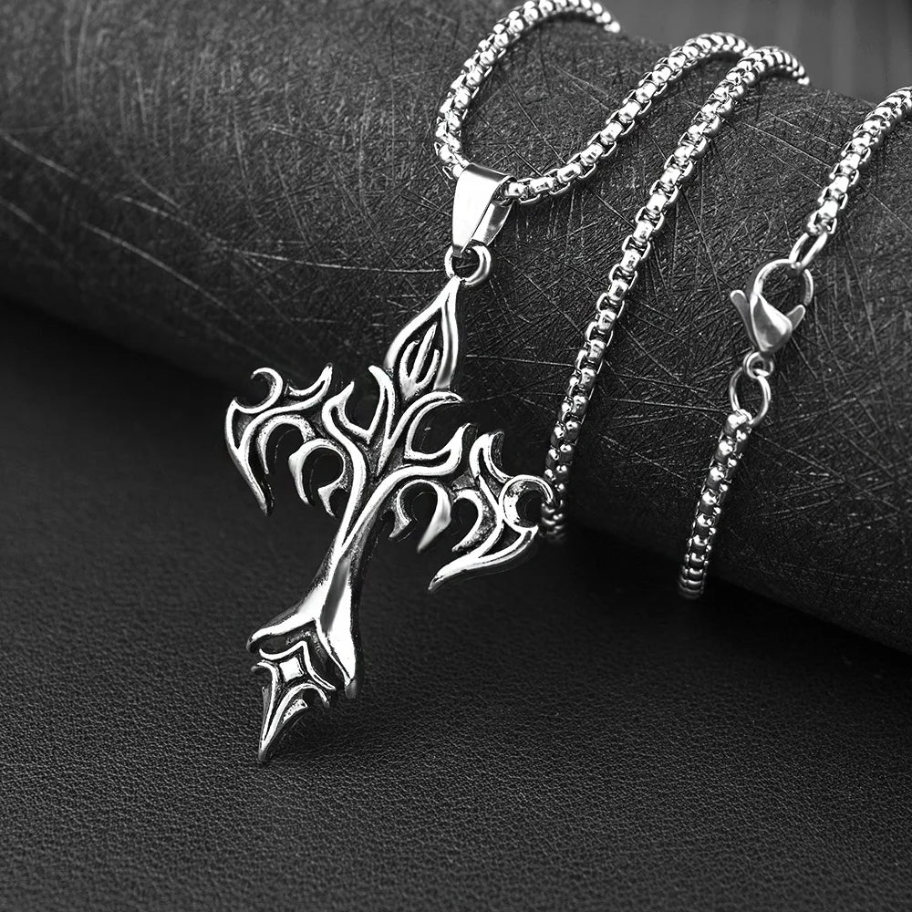 Colar c/ Pingente de Cruz de Chamas // Amuleto de Proteção em Aço Inoxidável // Joia Minimalista Unissex // Moda Retrô p/ Presente