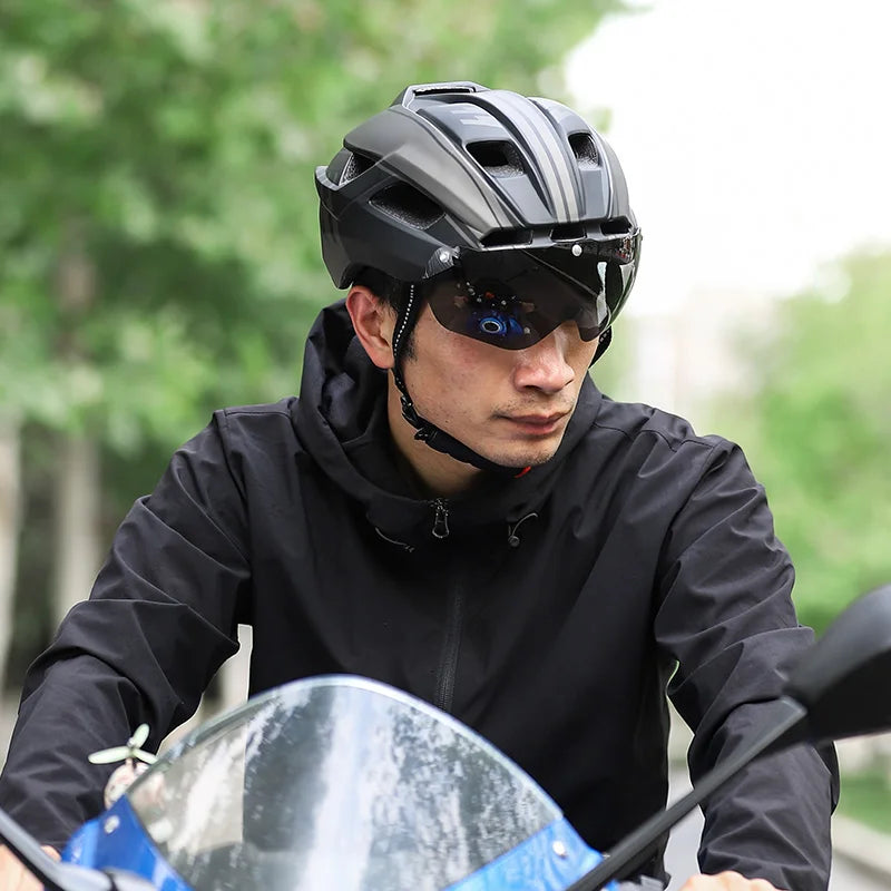 Capacete de Ciclismo Com Luz Traseira e Óculos Viseira de Sol WEST BIKING // Capacete de Bicicleta MTB p/ Homens e Mulheres // Capacete de Segurança