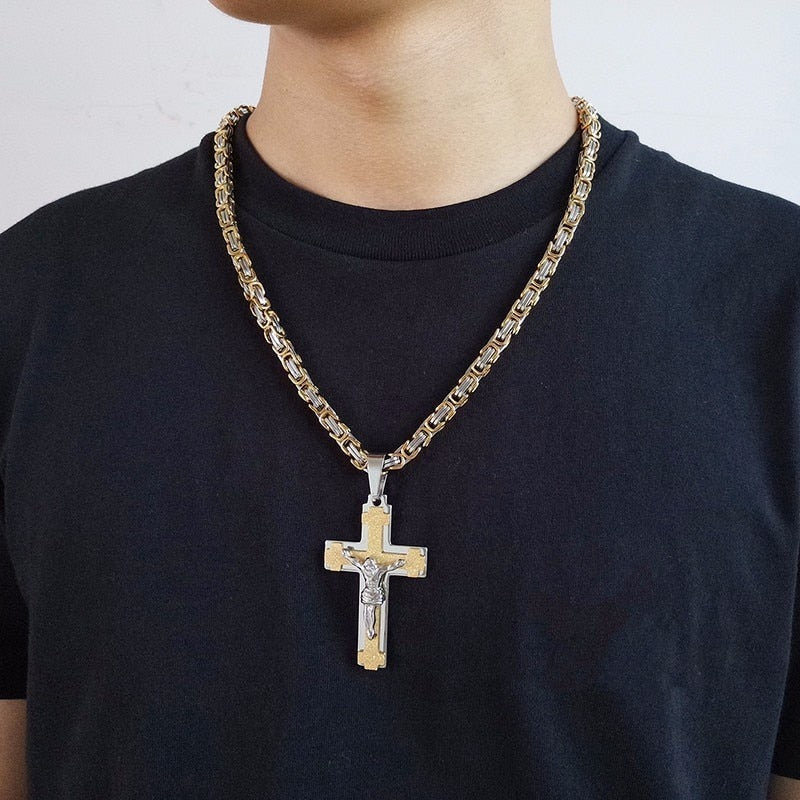 Colar Bizantino Cruz Meaeguet // Crucifixo Masculino Aço Inoxidável 24" // Colares Masculinos com Corrente Bizantina // Lindos Pingentes c/ Correntes Bizantinas!!!