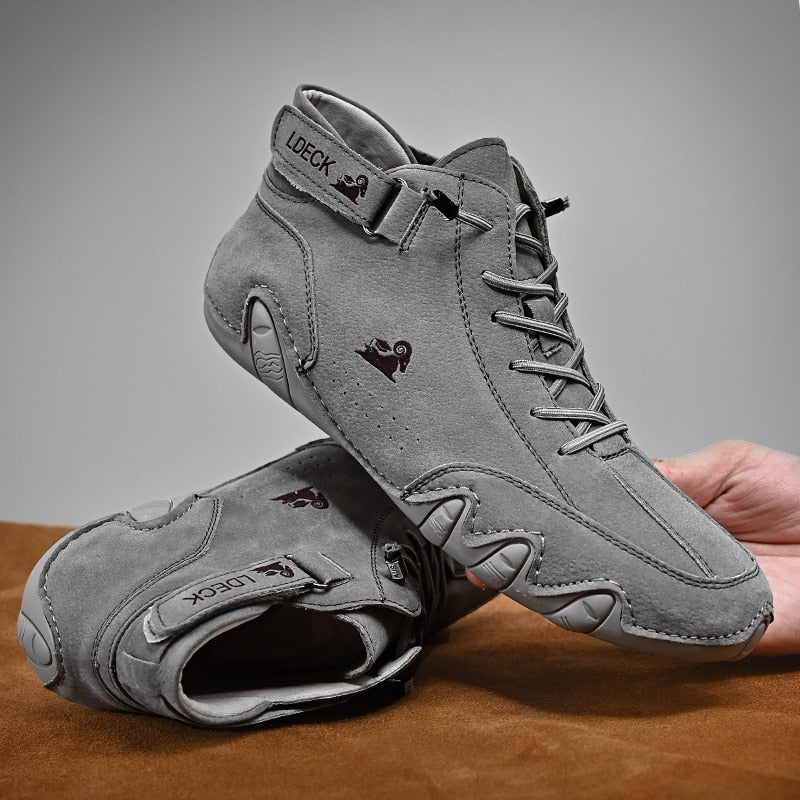 2025 Novo Tênis Mocassim Materswe Designer da Moda // Sapato Masculino Casual // Tênis de Cano Alto com Cadarço // Botas de Tornozelo // Muito Confortável!!!