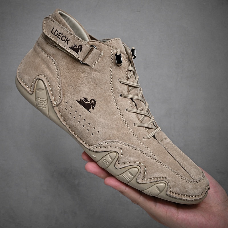 2025 Novo Tênis Mocassim Materswe Designer da Moda // Sapato Masculino Casual // Tênis de Cano Alto com Cadarço // Botas de Tornozelo // Muito Confortável!!!