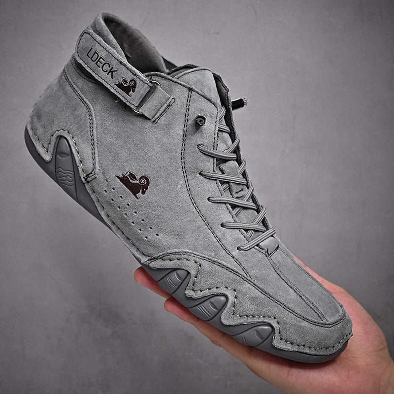2025 Novo Tênis Mocassim Materswe Designer da Moda // Sapato Masculino Casual // Tênis de Cano Alto com Cadarço // Botas de Tornozelo // Muito Confortável!!!