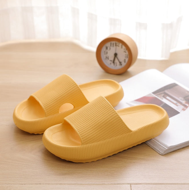 Sandália Ortopédica Fofura // Tamanhos disponíveis: 34-35 / 36-37 / 38-39 / 40-41 / 42-43 Tipo: chinelo ortopédico de plataforma Cores: amarelo/rosa/laranja/azul Material Superior: EVA