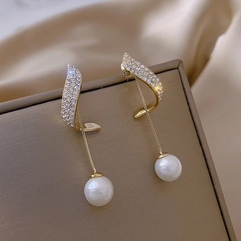 Novo* 2024 Brincos Gota de Pérola // Joias Cor de Ouro da moda para mulheres // Lindo Presente de Casamento, Noivado, Aniversário, etc... // Simplesmente Lindos e Irresistíveis!!!