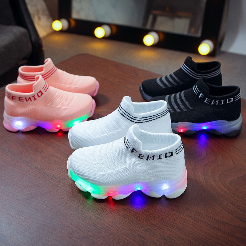 Sapatos led Infantis p/ Meninos e Meninas // Tênis Infantis Iluminados // Lindos Tênis p/ Crianças com Sola Luminosa