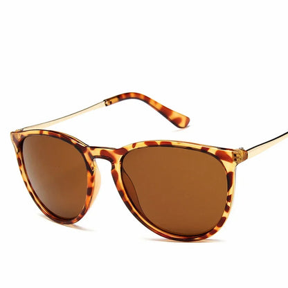 Óculos de sol pequenos ovais da moda 2025 da MUSELIFE, transparentes, clássicos, com proteção UV400, tendência feminina, óculos de sol transparentes para mulheres
