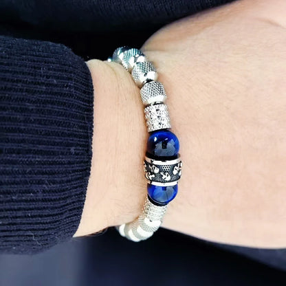 Pulseira Masculina de Luxo c/ Pingente de Caveira em Aço Inoxidável e Contas de Pedra Tigre // Joia Artesanal