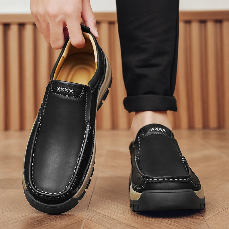 Calçados Masculinos de Marca Sneaker em Couro Legítimo de Alta Qualidade // Estilo Casual Slip-On Confortável // Ideal p/ Trabalho e Uso Externo