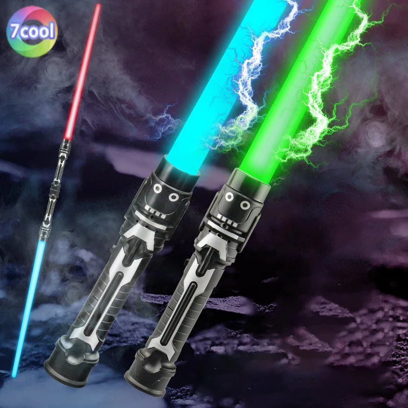 Espada de Brinquedo Colorida e Brilhante // Espada Laser // Sabre de Luz Vermelho e Azul // Sabre Duplo Telescópico c/ Música, p/ Cosplay // Brinquedo Infantil Incrível c/ Luzes Piscantes.