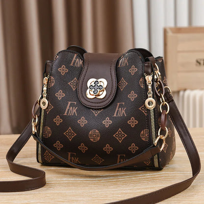 Nova Bolsa de Ombro Feminina 2026 // Bolsa Designer de Luxo // Bolsa de Couro c/ Monograma Estampado // Bolsa de Ombro Única.