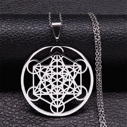 Mandala de Geometria Sagrada Flor da Vida 2023 // Aço Inoxidável Metatron // Colares de LOVELY FAJA  // Colar Longo de Contas Pretas // Lindas e Exclusivas Joias flor de la vida. Escolha já a sua!!!